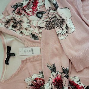 White House Black Market Pink Floral Sweater Size L